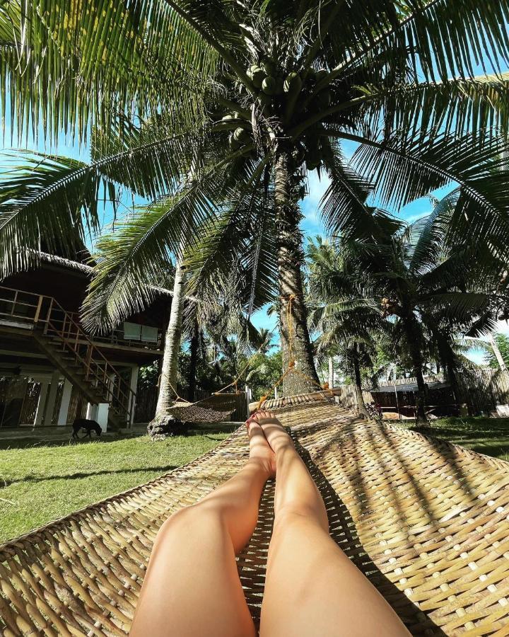 Siargao Sunflower Suites เจเนอรัลลูนา ภายนอก รูปภาพ