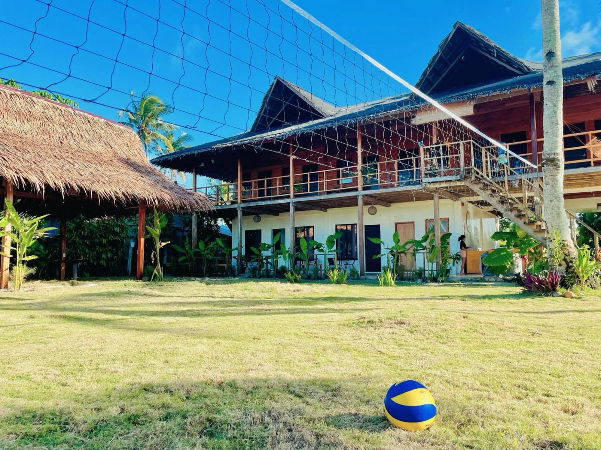 Siargao Sunflower Suites เจเนอรัลลูนา ภายนอก รูปภาพ
