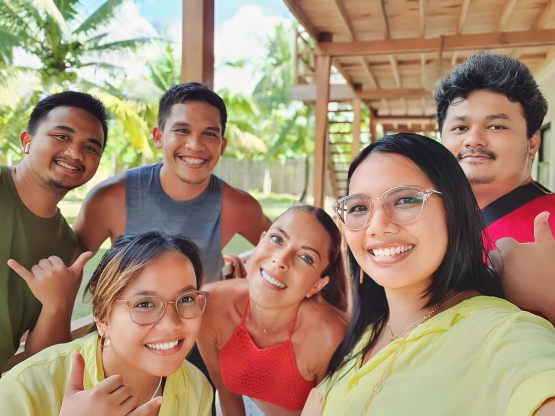 Siargao Sunflower Suites เจเนอรัลลูนา ภายนอก รูปภาพ