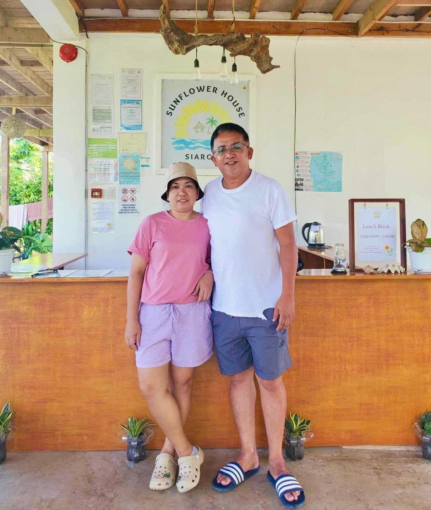 Siargao Sunflower Suites เจเนอรัลลูนา ภายนอก รูปภาพ