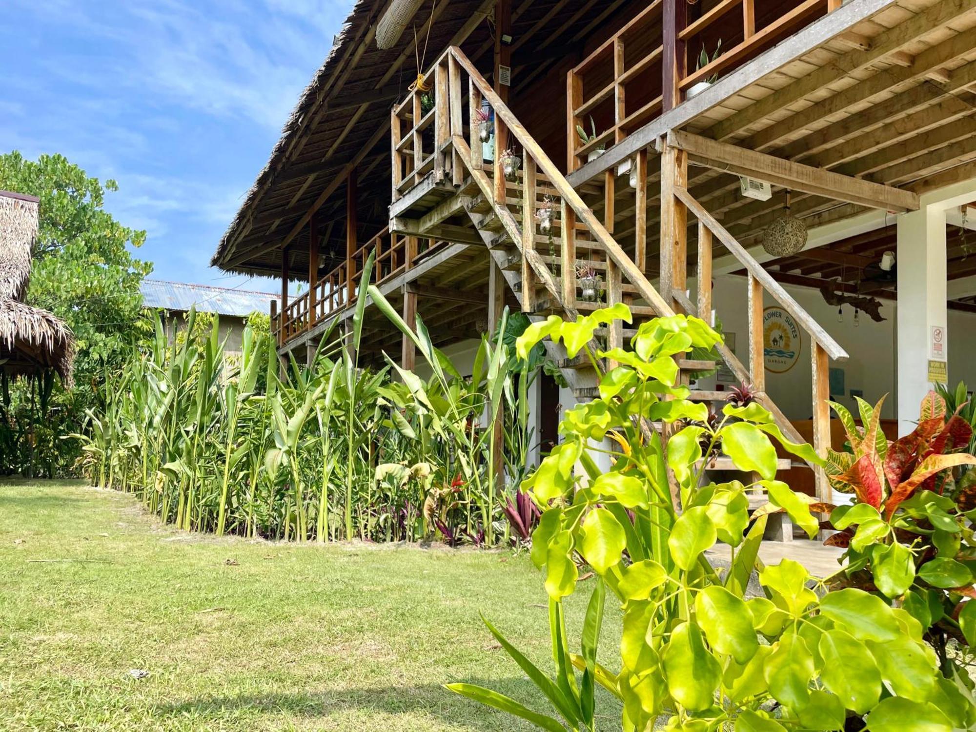 Siargao Sunflower Suites เจเนอรัลลูนา ภายนอก รูปภาพ