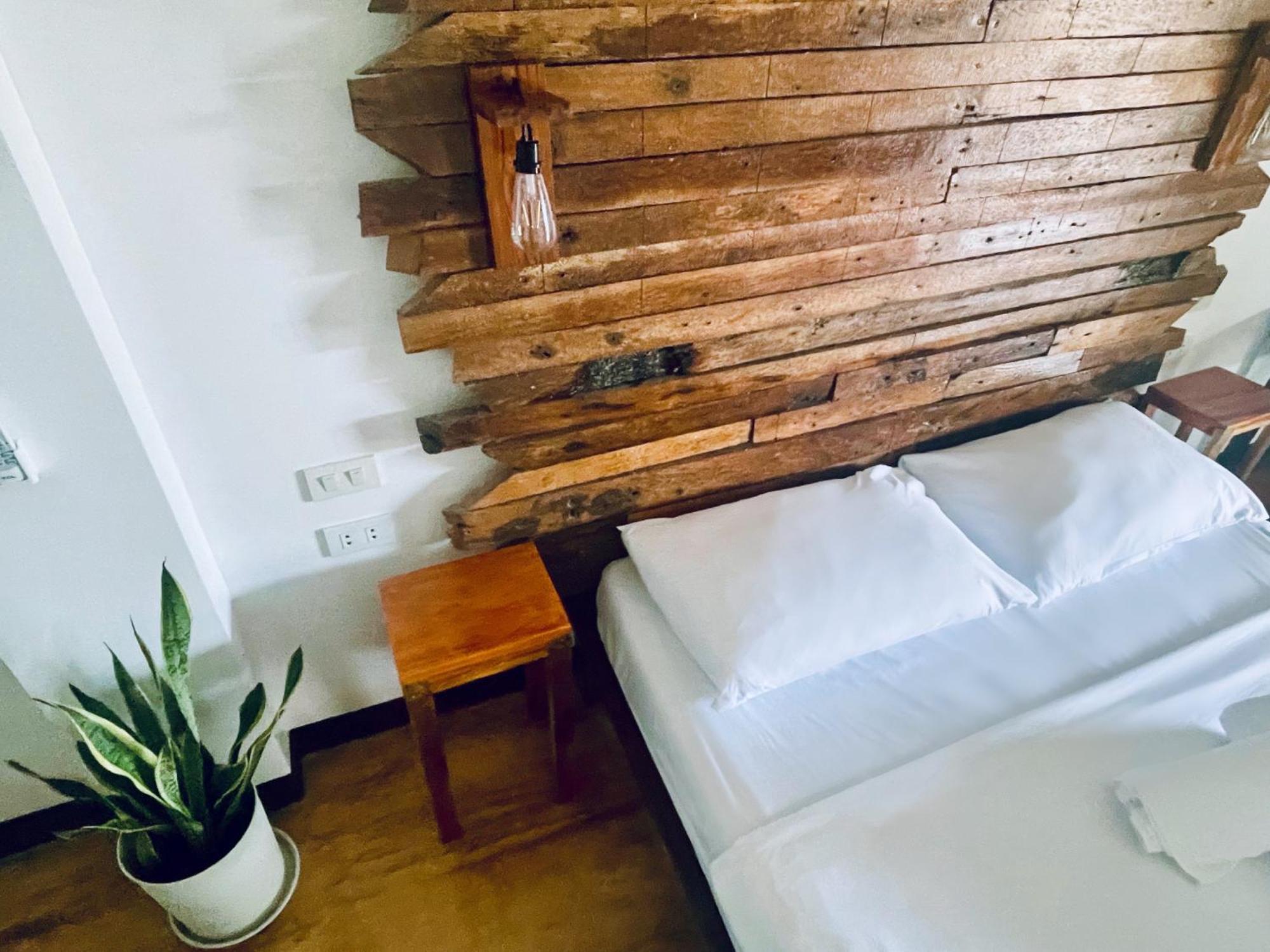 Siargao Sunflower Suites เจเนอรัลลูนา ภายนอก รูปภาพ