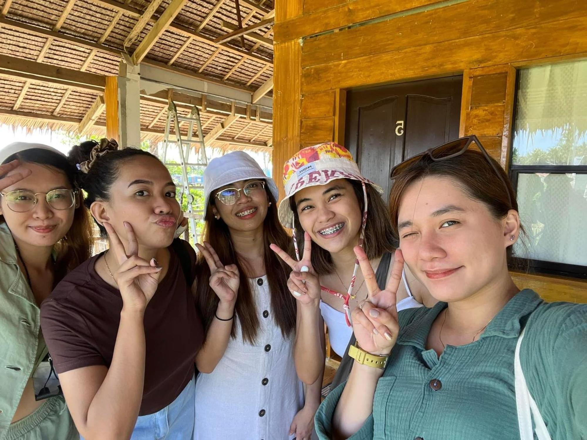 Siargao Sunflower Suites เจเนอรัลลูนา ภายนอก รูปภาพ