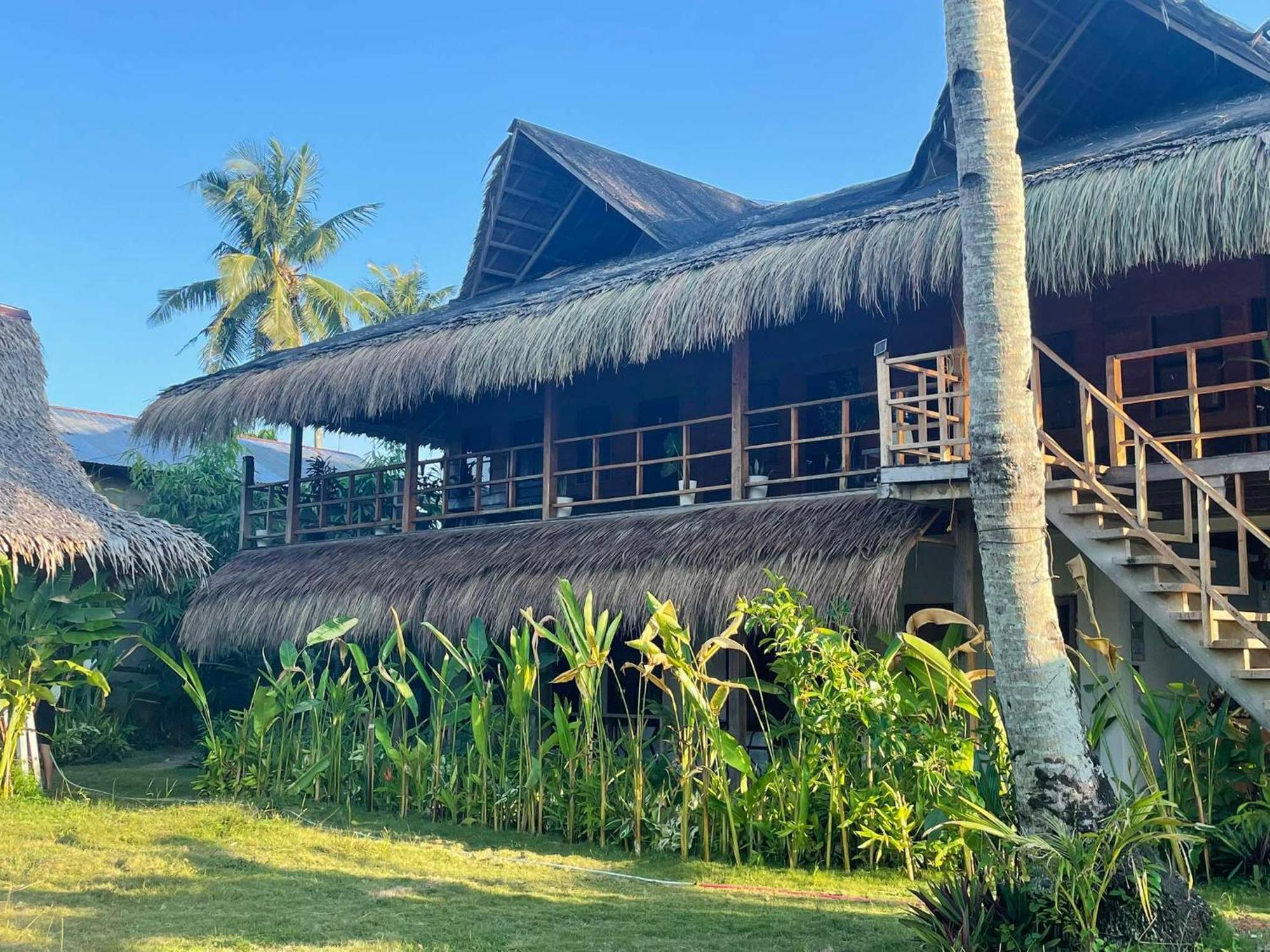 Siargao Sunflower Suites เจเนอรัลลูนา ภายนอก รูปภาพ